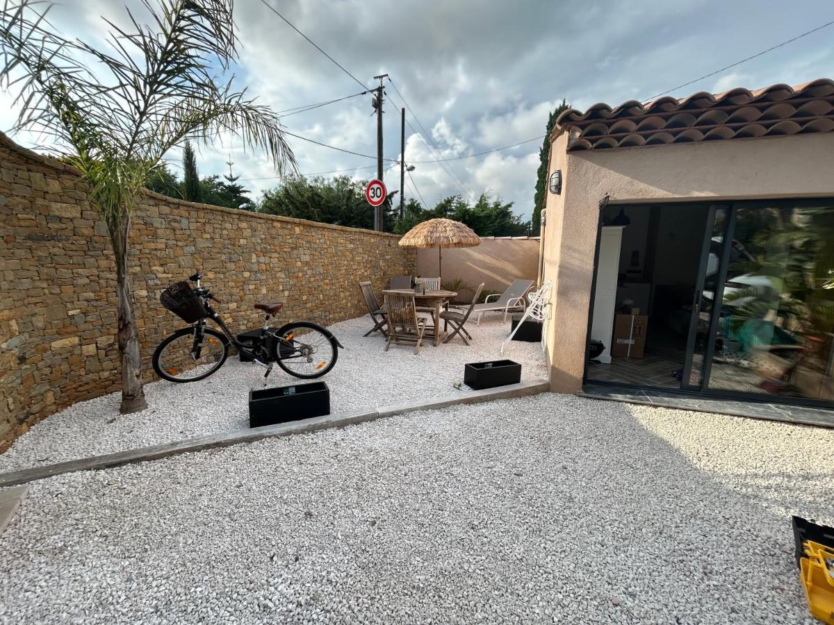 Charmant Studio Dans Villa - Jardin Privatif . ลาแซน-ซูร์-แมร์ ภายนอก รูปภาพ