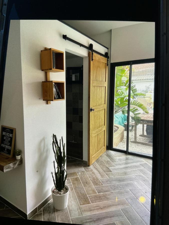 Charmant Studio Dans Villa - Jardin Privatif . ลาแซน-ซูร์-แมร์ ภายนอก รูปภาพ